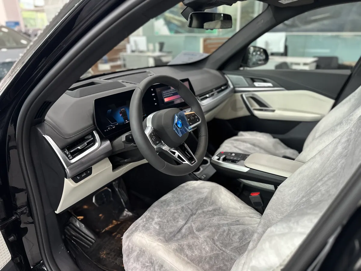 X1 xDrive20i M 스포츠 사진 3