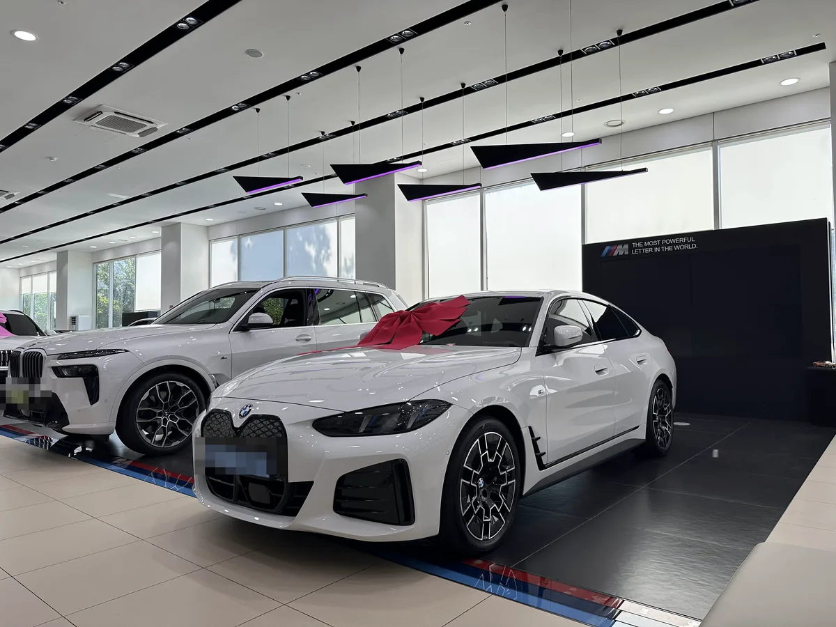 i4 eDrive40 그란 쿠페 M 스포츠 프로 사진 2